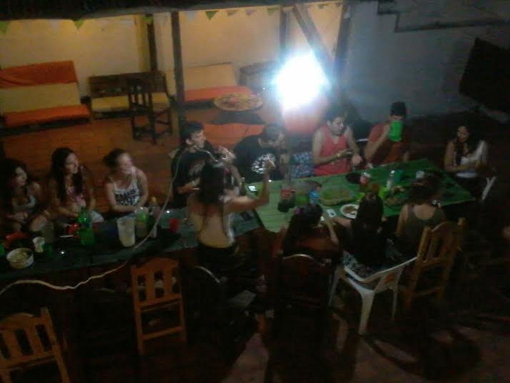 Hostel Costanera Gualeguaychú מראה חיצוני תמונה